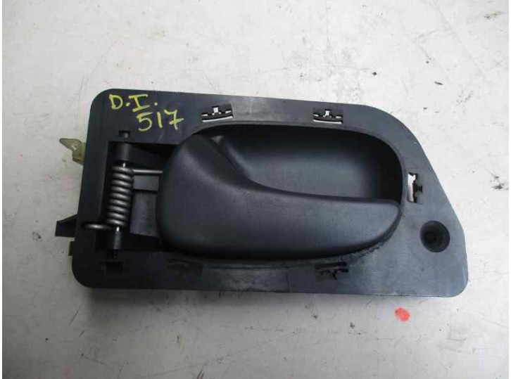 Recambio de maneta interior delantera izquierda para renault laguna grandtour (k56) 2.0 referencia OEM IAM CAJA 7 