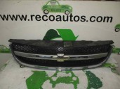 Recambio de rejilla delantera para chevrolet nubira berlina 2.0 diesel cat referencia OEM IAM 96547250  