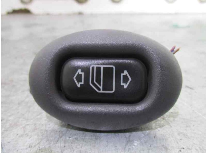 Recambio de mando elevalunas trasero izquierdo para mercedes-benz clase a (w168) 1.7 cdi diesel cat referencia OEM IAM 210820821