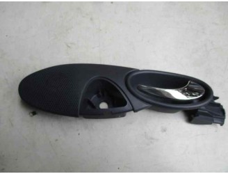 Recambio de maneta interior delantera derecha para mercedes-benz clase a (w168) 1.7 cdi diesel cat referencia OEM IAM 1687600261