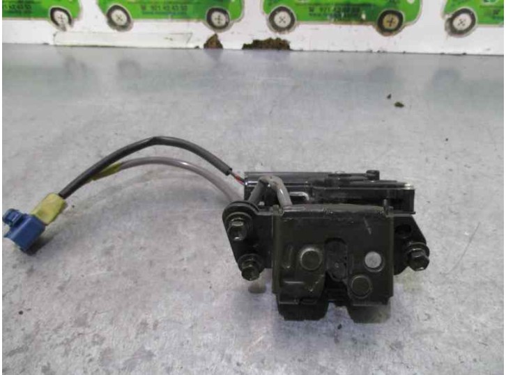 Recambio de cerradura maletero / porton para toyota corolla verso (r1) 2.2 turbodiesel cat referencia OEM IAM 6935005051 6935005