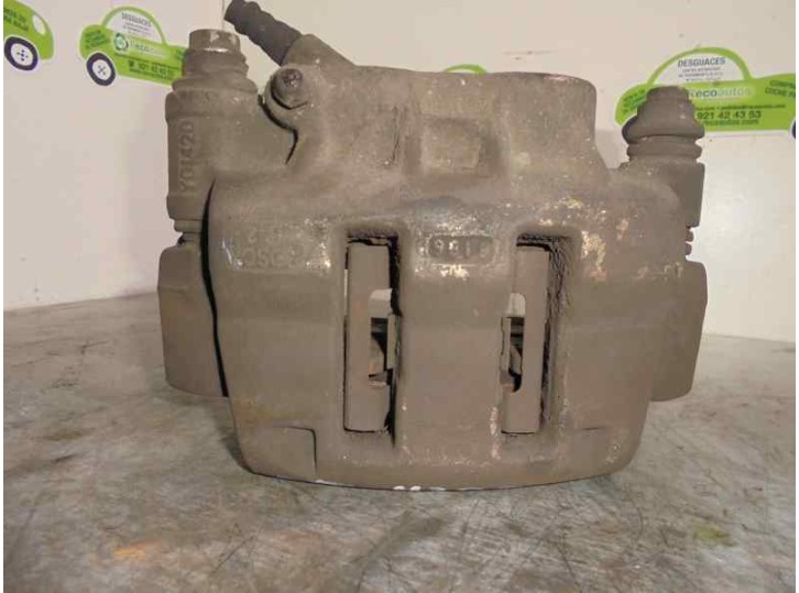 Recambio de pinza freno delantera derecha para renault master ii phase 2 caja cerrada 2.5 diesel referencia OEM IAM BOSCH