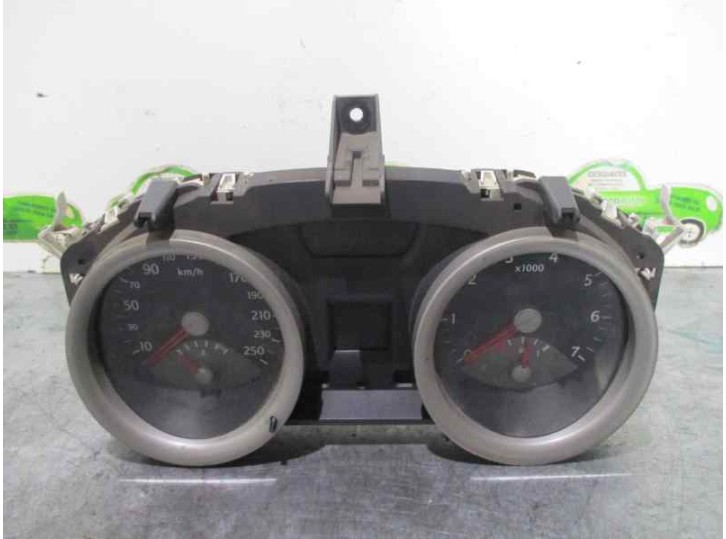 Recambio de cuadro instrumentos para renault megane ii berlina 3p 1.9 dci diesel referencia OEM IAM 8200306552A 35110419 