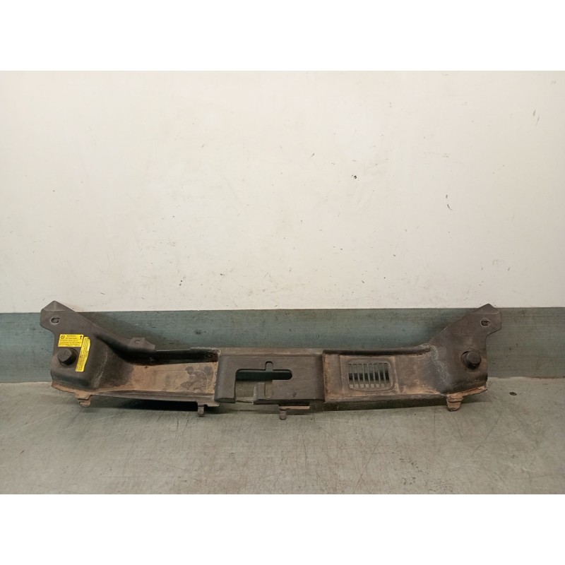 Recambio de rejilla delantera para volvo s40 ii (544) 2.0 d referencia OEM IAM 30716338 31217666 