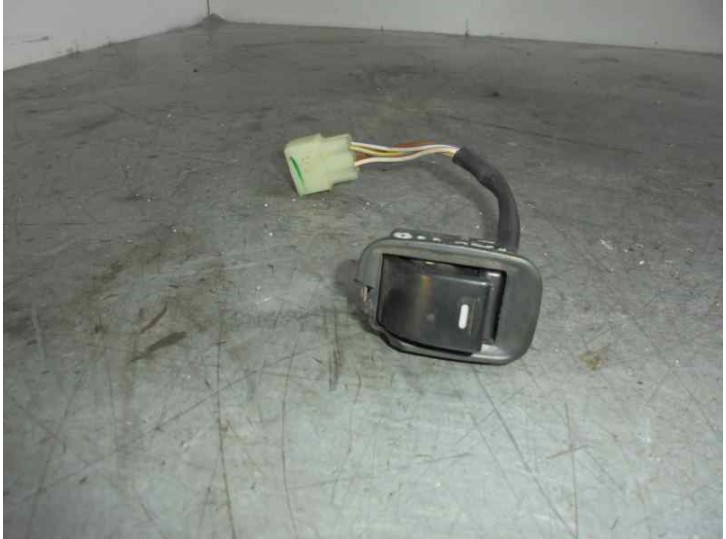 Recambio de mando elevalunas trasero derecho para tata indica 1.4 referencia OEM IAM 