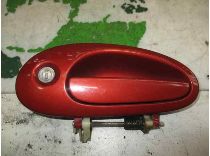 Replacement front left exterior door handle for Chrysler Neon (PL) 2.0 16V CAT OEM IAM reference 0QA39TZZAF BOX 6 