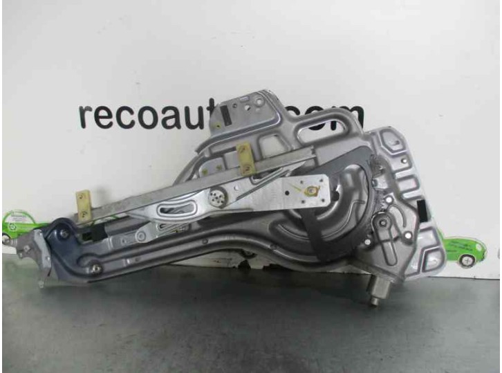 Replacement rear right window regulator for Hyundai Trajet (FO) 2.0 CRDi CAT OEM IAM reference 834803A000 2 PINS 5 DOORS