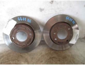 Recambio de disco freno delantero para peugeot 106 (s2) 1.1 referencia OEM IAM 424995 DELANTERO DERECHO 