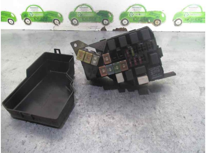 Recambio de caja reles / fusibles para mitsubishi santamo (hyundai) santamo confort referencia OEM IAM 91840M2110  
