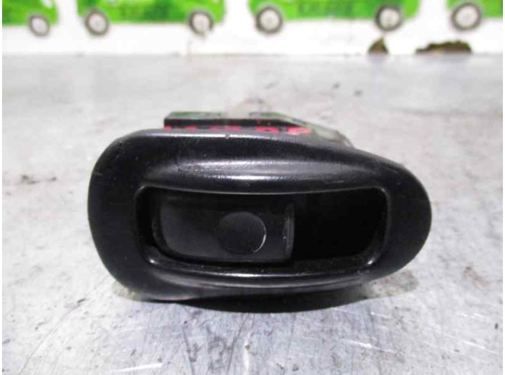 Replacement rear right window switch for Mitsubishi Santamo (Hyundai) Santamo Confort OEM IAM reference 93570M2500 