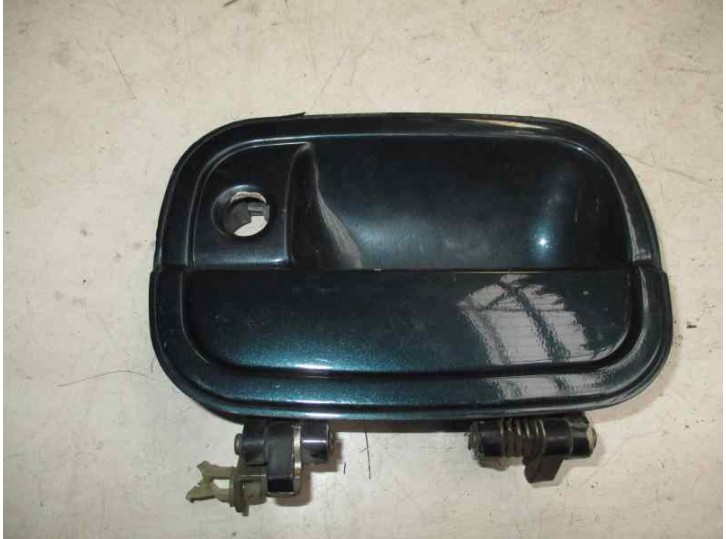 Replacement front left exterior door handle for Mitsubishi Santamo (Hyundai) Santamo Confort OEM IAM reference 1067002 