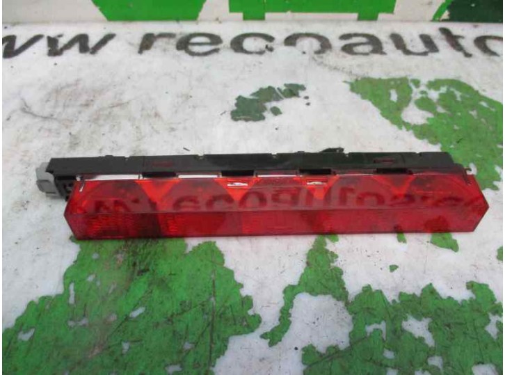 Recambio de luz central de freno para ford mondeo iii (b5y) 2.0 tdci referencia OEM IAM 1151768 