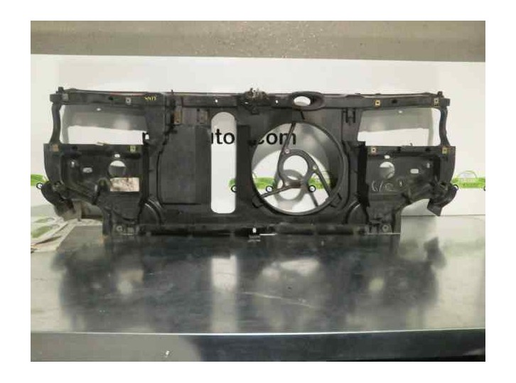 Recambio de panel frontal para peugeot 405 break 1.6 referencia OEM IAM 