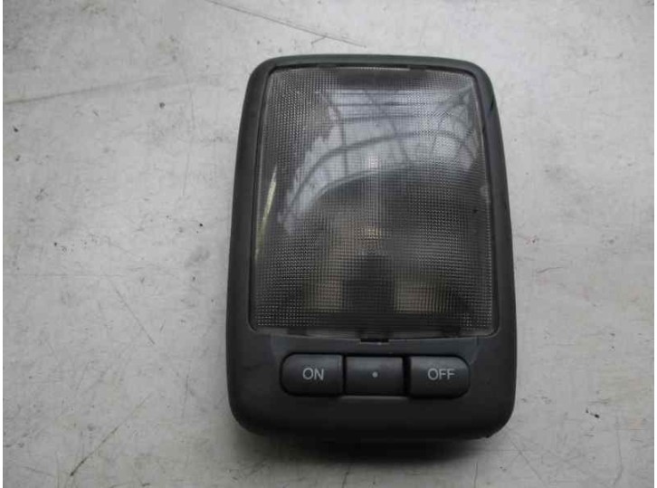 Recambio de luz interior para mitsubishi santamo (hyundai) santamo confort referencia OEM IAM 1067573 