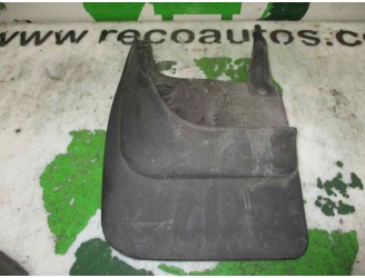 Recambio de faldon trasero para mitsubishi santamo (hyundai) santamo confort referencia OEM IAM 1067807 