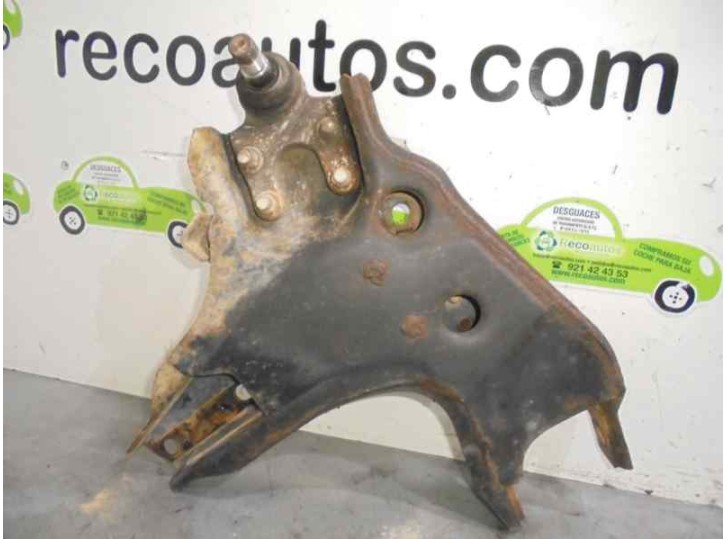 Recambio de brazo suspension inferior delantero derecho para nissan terrano/terrano.ii (r20) 2.7 turbodiesel referencia OEM IAM 