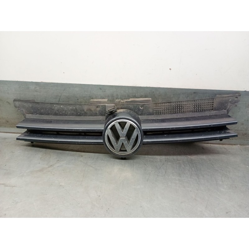 Recambio de rejilla delantera para volkswagen golf iv (1j1) 1.9 tdi referencia OEM IAM 1J0853653C 1J0853653C 