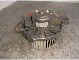 Recambio de motor calefaccion para audi a6 berlina (4b2) 2.4 (121kw) referencia OEM IAM 4B1820021B 0130111202 BOSCH