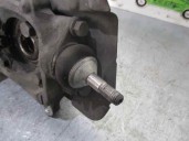 Replacement front right steering knuckle for Volvo V70 estate 2.5 turbodiesel OEM IAM reference 64619644 