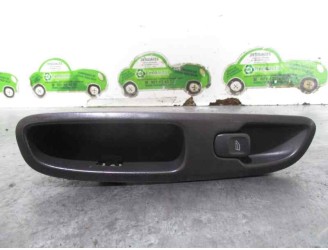 Recambio de mando elevalunas trasero derecho para volvo v70 familiar 2.5 turbodiesel referencia OEM IAM 9472275  