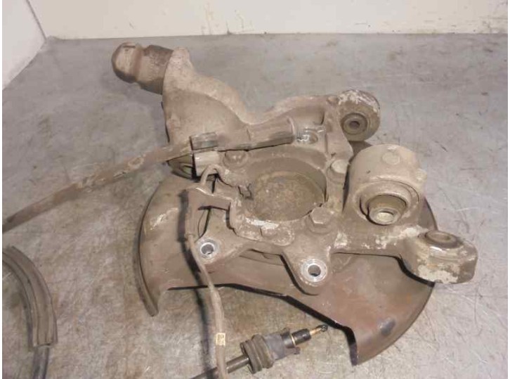 Recambio de mangueta trasera derecha para volvo s60 berlina 2.4 cat referencia OEM IAM P30647069 T166059 