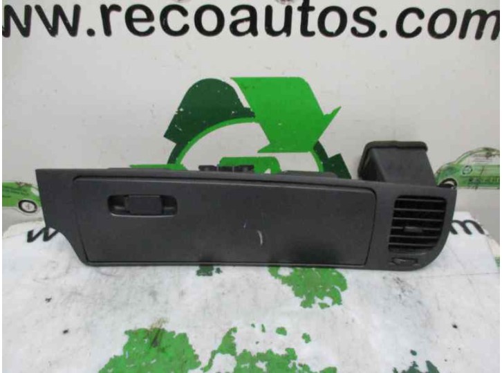 Recambio de guantera para hyundai trajet (fo) 2.0 crdi cat referencia OEM IAM 922013A030  