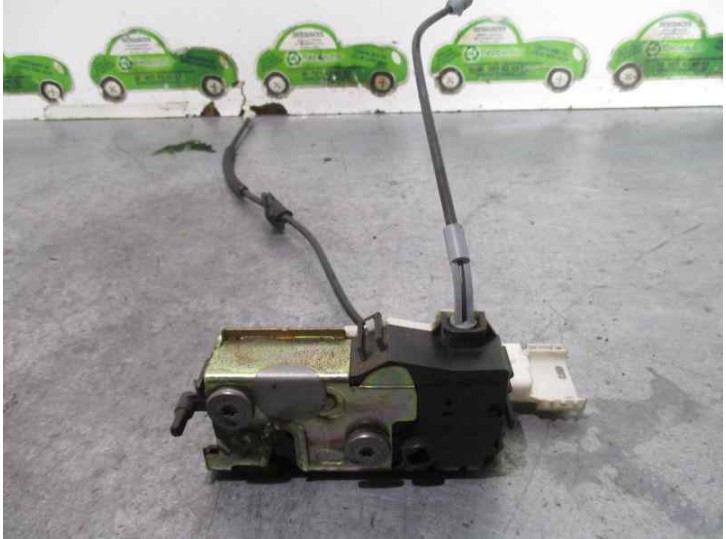 Recambio de cerradura puerta delantera derecha para citroën c4 berlina sx referencia OEM IAM 9647172680 40627120 5 PUERTAS