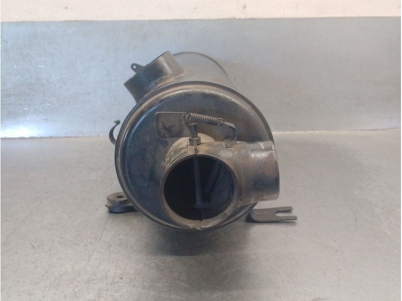 Recambio de carcasa filtro de aire para renault 12 familiar gtl 847-98 referencia OEM IAM 7702044276  