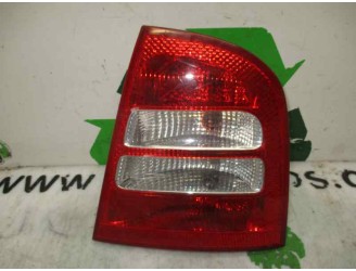 Recambio de piloto trasero derecho para skoda octavia berlina (1u2) 1.6 referencia OEM IAM   