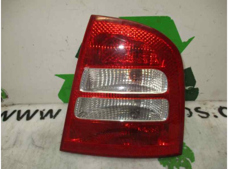 Recambio de piloto trasero derecho para skoda octavia berlina (1u2) 1.6 referencia OEM IAM 