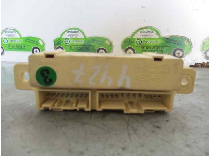 Recambio de caja reles / fusibles para hyundai i30 1.4 cat referencia OEM IAM 919402H130 