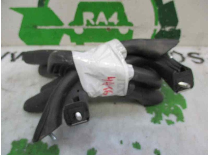 Recambio de agarrador para nissan terrano/terrano.ii (r20) 2.7 turbodiesel referencia OEM IAM   