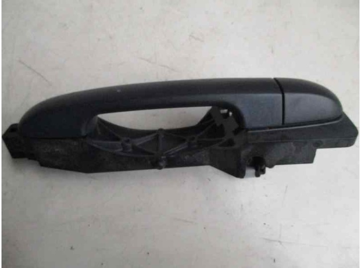Replacement rear right exterior door handle for Hyundai i30 1.4 CAT OEM IAM reference 