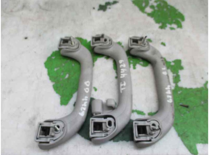 Recambio de maneta interior delantera derecha para honda civic berlina 5 (eu7/8) 1.7 ctdi ls referencia OEM IAM 