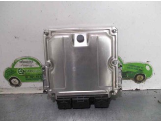 Recambio de centralita motor uce para citroën c5 berlina 2.2 hdi fap cat (4hx / dw12ed4) referencia OEM IAM 9646196480 028101093