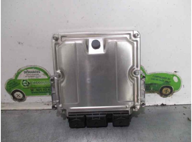 Replacement engine ECU for Citroën C5 Berlina 2.2 HDi FAP CAT (4HX / DW12ED4) OEM IAM reference 9646196480 028101093