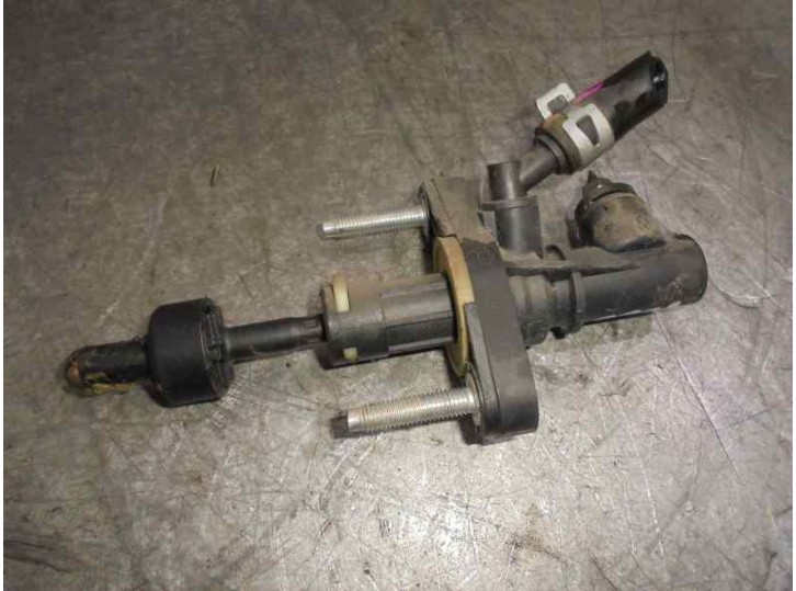 Recambio de bomba embrague para toyota yaris (_p9_) 1.3 vvt-i (scp90_) referencia OEM IAM 314200D110F2  LUK