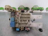 Recambio de caja reles / fusibles para toyota yaris (_p9_) 1.3 vvt-i (scp90_) referencia OEM IAM 604170650 8273052700 DENSO