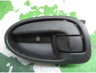 Recambio de maneta interior trasera izquierda para toyota yaris (_p9_) 1.3 vvt-i (scp90_) referencia OEM IAM 692060D090B0 CAJA 6