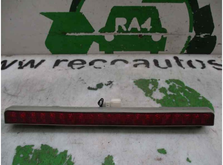 Recambio de luz central de freno para hyundai elantra (xd) 2.0 crdi cat referencia OEM IAM 
