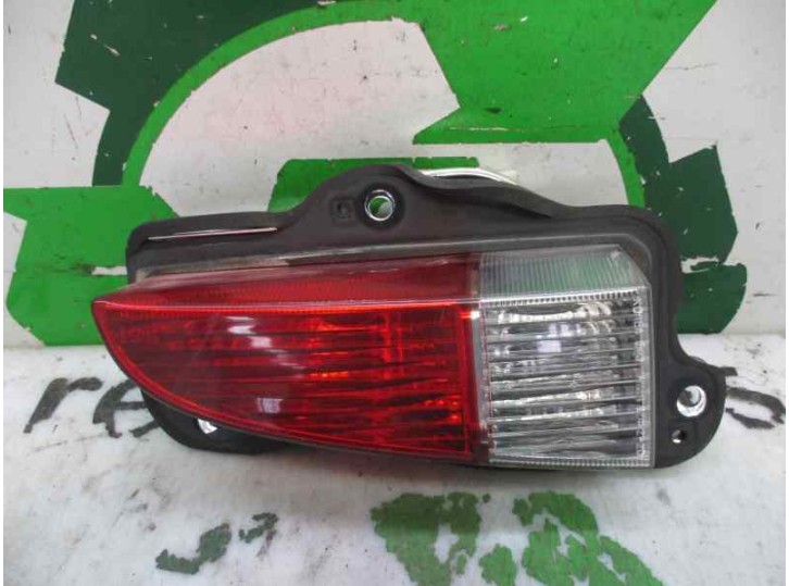 Replacement right rear light for hyundai elantra (xd) 2.0 crdi cat OEM IAM reference FENDER 4 DOORS