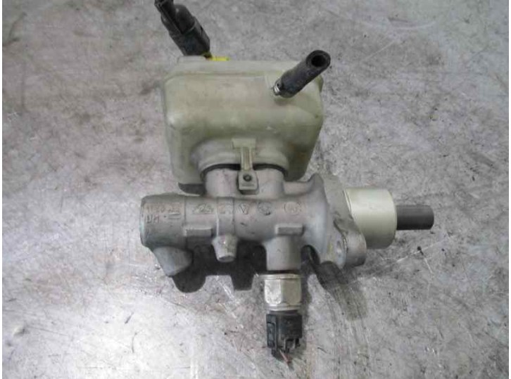 Recambio de bomba freno para ford focus berlina (cak) 1.6 16v cat referencia OEM IAM  03350884591 