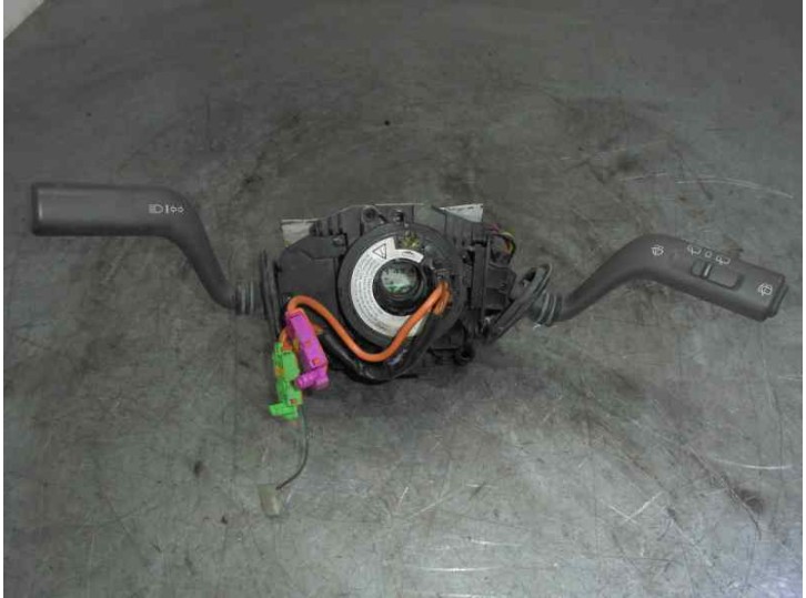 Recambio de mando luces para volvo v40 familiar 1.9 diesel cat referencia OEM IAM 