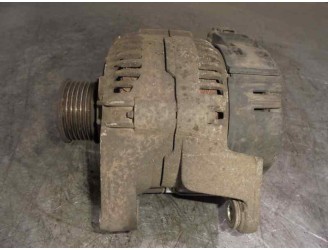 Recambio de alternador para nissan micra (k11) 1.0 16v cat referencia OEM IAM 2310054B61 0120335008 BOSCH