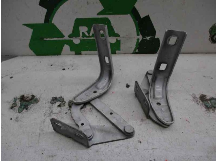 Recambio de bisagra capot para renault master ii phase 2 caja cerrada 2.5 diesel referencia OEM IAM 