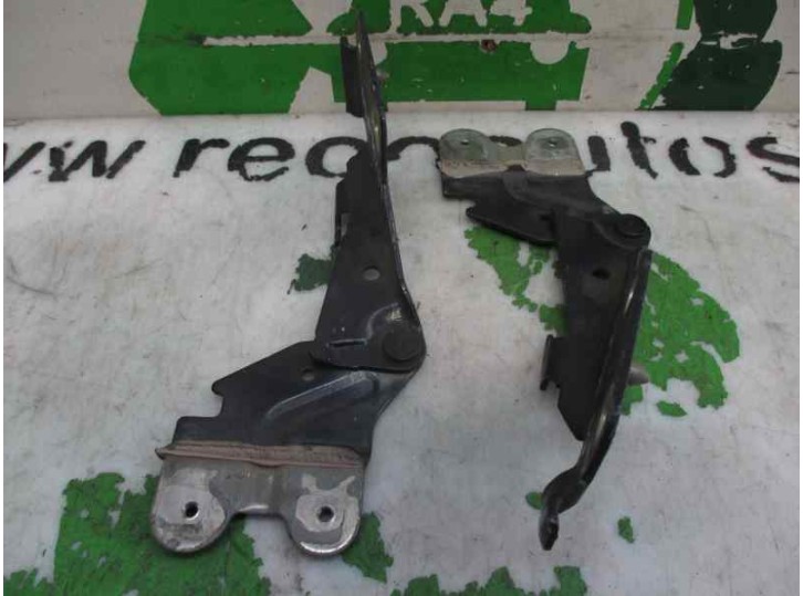 Replacement hood hinge for Renault Vel Satis (BJ0) 2.0 16v turbo OEM IAM reference 