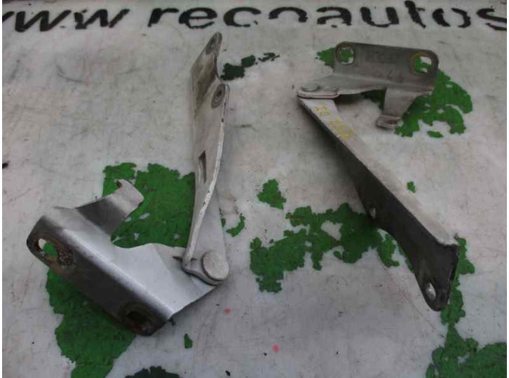 Replacement hood hinge for Nissan Primera saloon (P11) 1.8 16v cat OEM IAM reference 