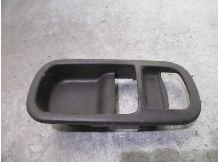 Replacement trim panel for Nissan Terrano/Terrano II (R20) 2.7 turbodiesel OEM IAM reference CAJA 6 