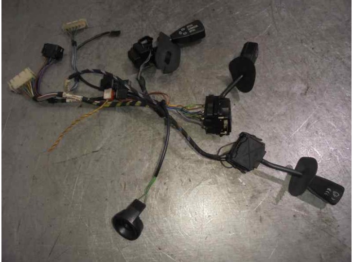 Recambio de mando luces para bmw serie 3 touring (e36) 1.8 cat (m43) referencia OEM IAM 