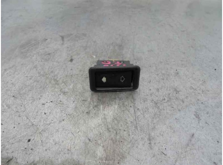 Recambio de mando elevalunas trasero derecho para bmw serie 3 touring (e36) 1.8 cat (m43) referencia OEM IAM 